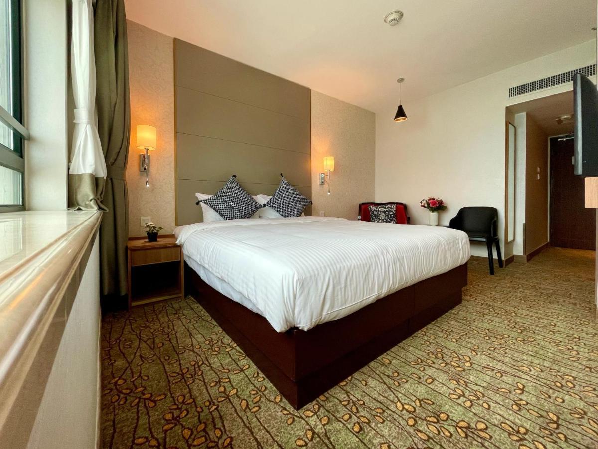 Lander Grand Hotel Hong Kong Bagian luar foto
