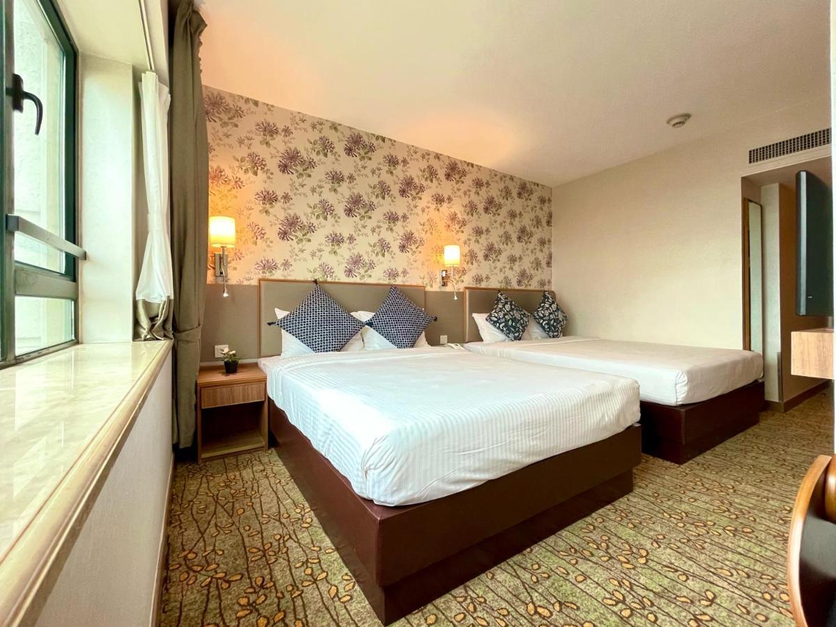 Lander Grand Hotel Hong Kong Bagian luar foto